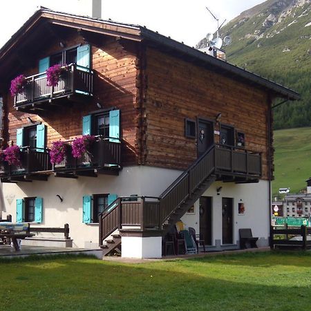 Art Apartments Kandinsky 리비뇨 외부 사진